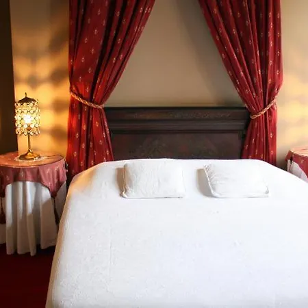 Le Manoir De La Haute Couette-café *