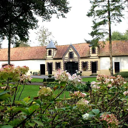 Le Manoir De La Haute Bed and breakfast