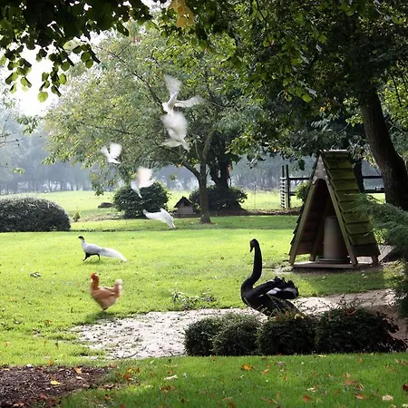 Le Manoir De La Haute Bed and breakfast Inxent